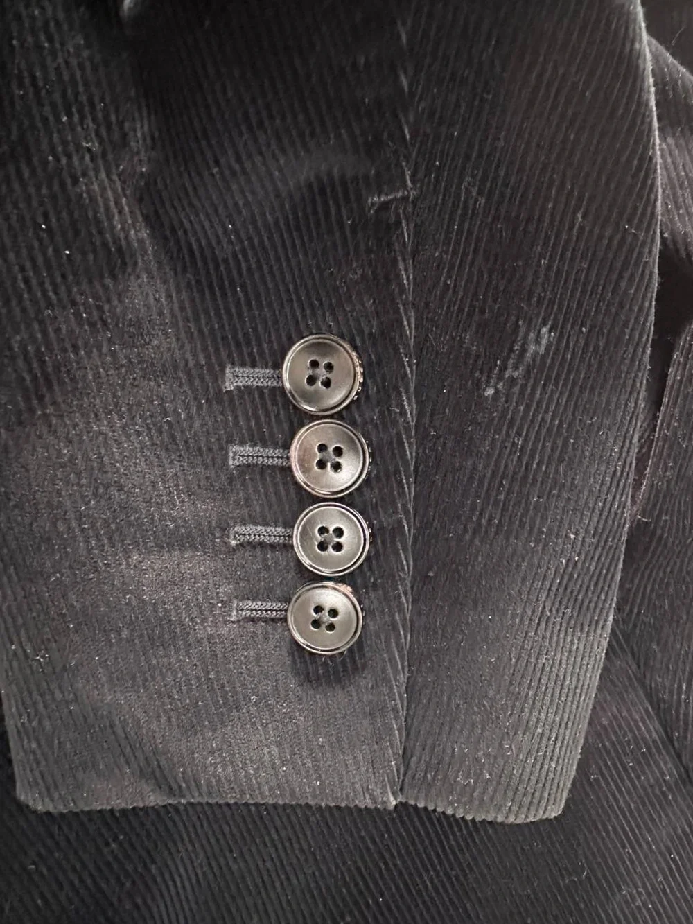 Gucci Single-Breasted Velvet Blazer in Navy Blue Cotton